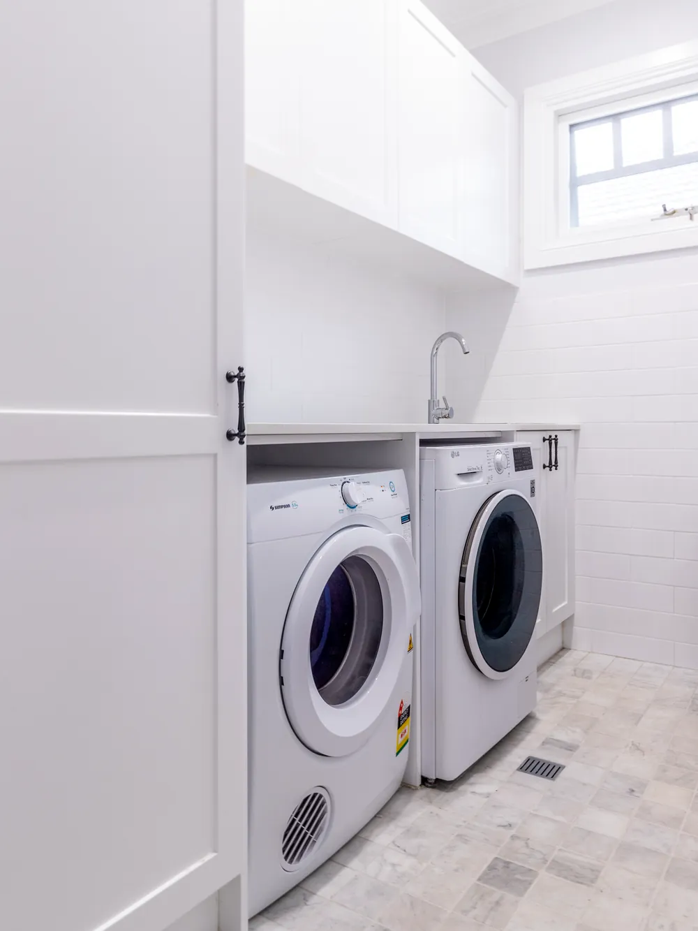 Laundry with overhead storage